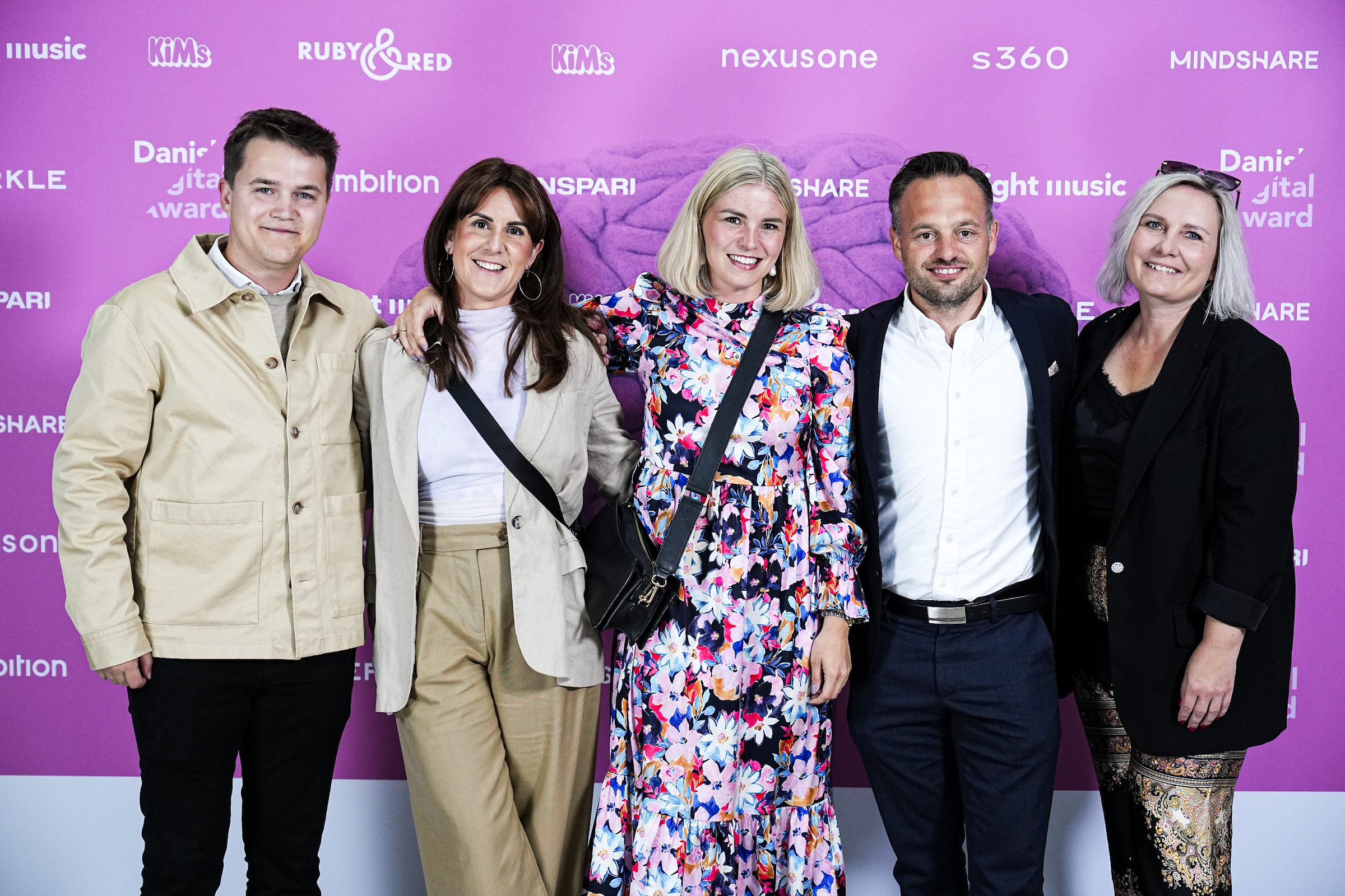 Se billederne fra den røde løber ved Danish Digital Awards 2024 - Dansk ...